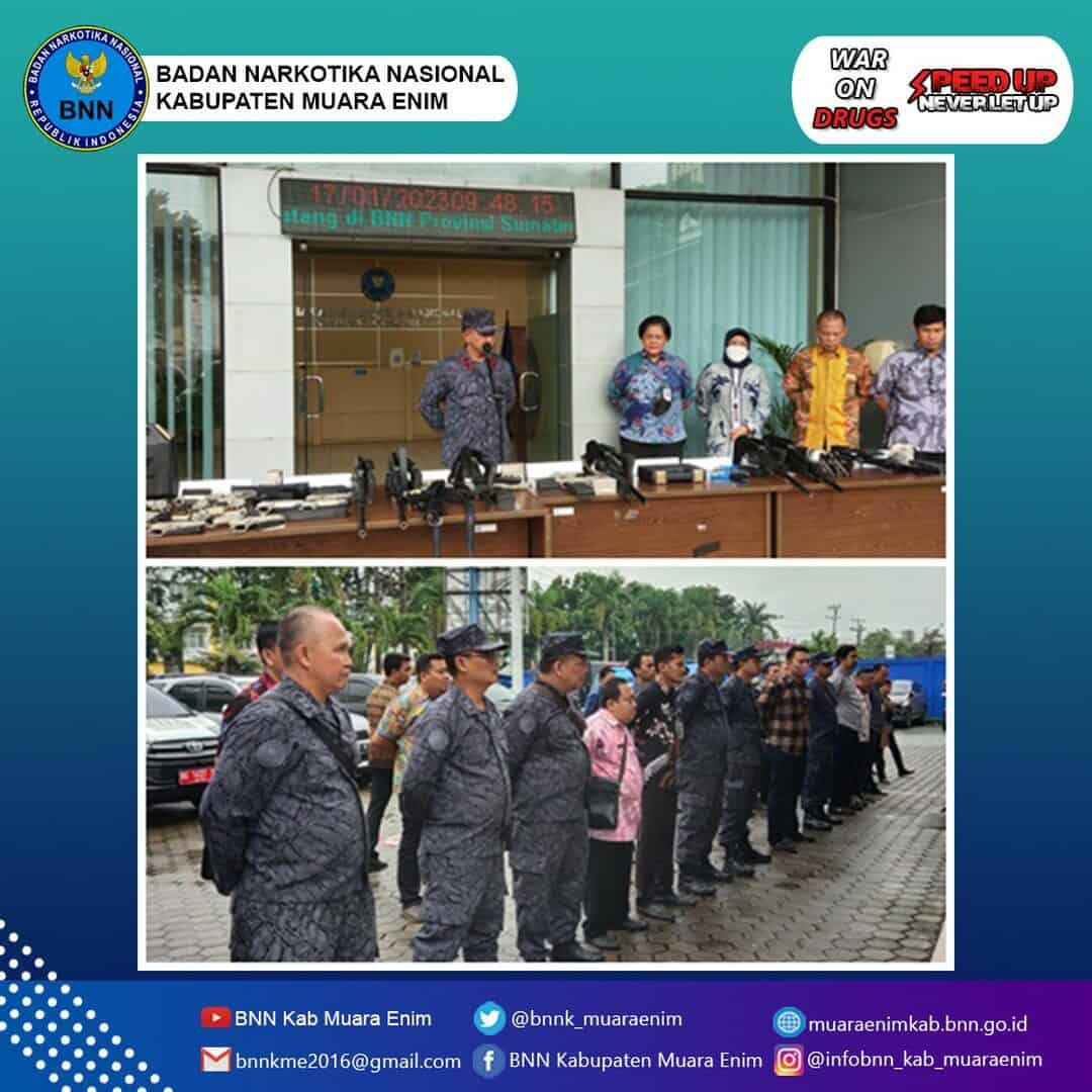 Kegiatan Apel Senjata Api di BNN Provinsi Sumatera Selatan Tahun 2023 Kegiatan Apel Senjata Api di BNN Provinsi Sumatera Selatan Tahun 2023